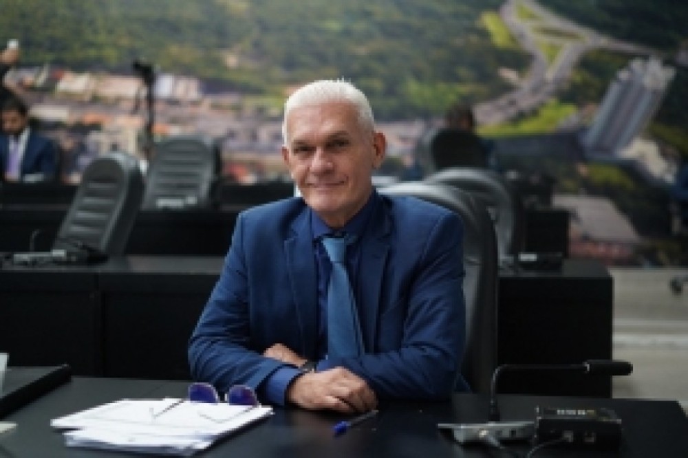 Mário Nadaf homenageia servidores do Hospital São Benedito no dia 14 de junho