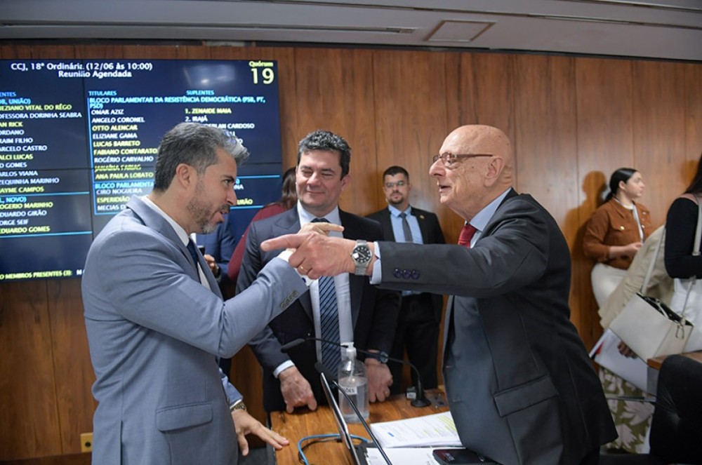Projeto que recoloca municípios em placas de carros vai à Câmara