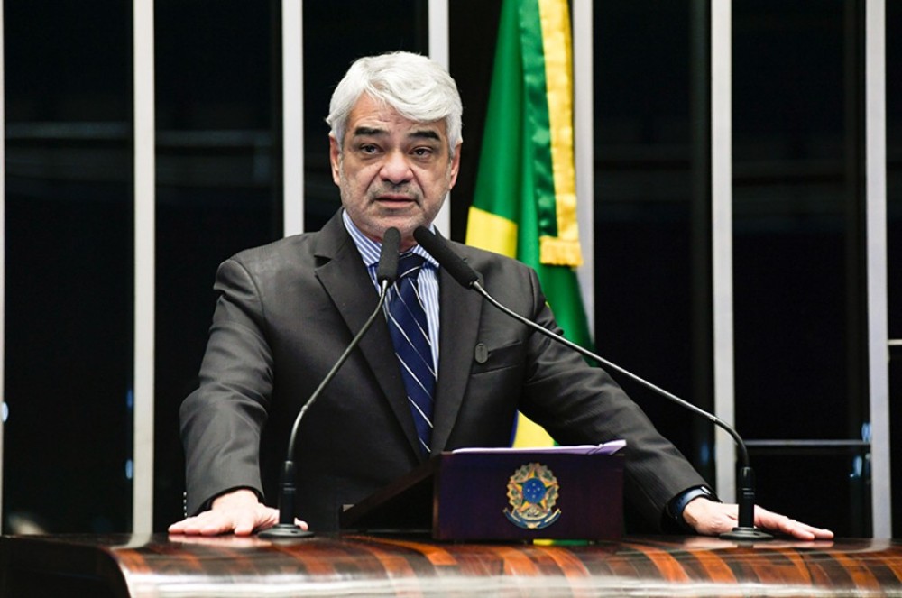 Humberto comemora investimentos em infraestrutura para ensino superior