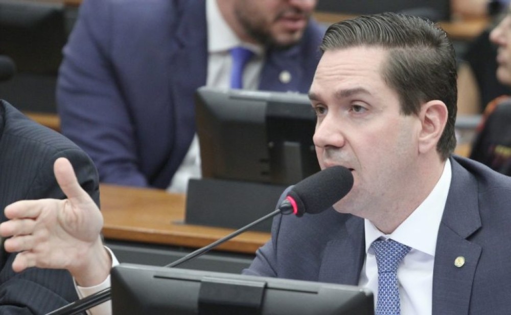 Comissão aprova projeto que garante acesso a dados de cônjuge falecido