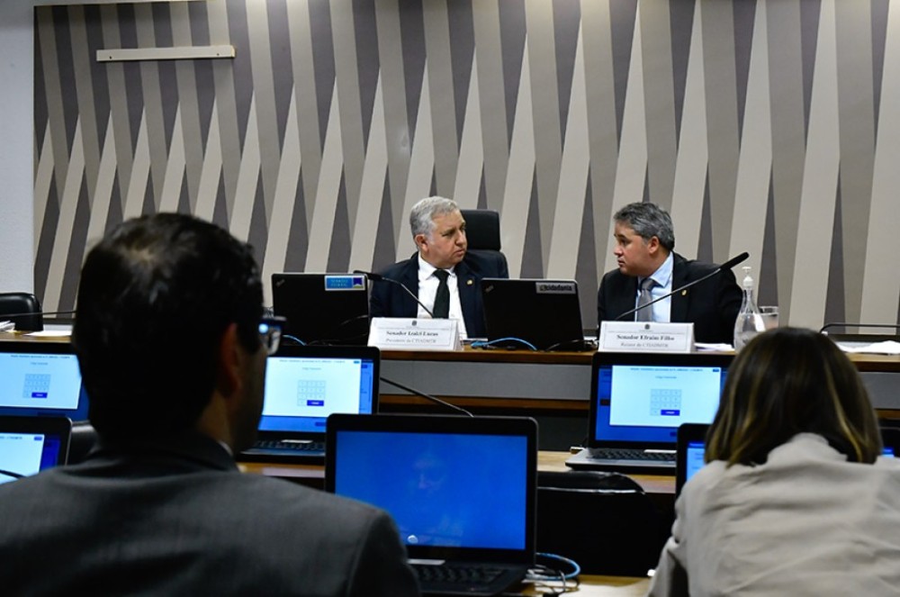 Aprovada reforma da Lei de Processo Administrativo