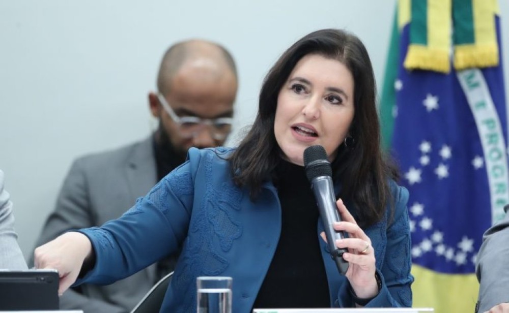 Simone Tebet defende revisão de despesas vinculadas ao salário mínimo
