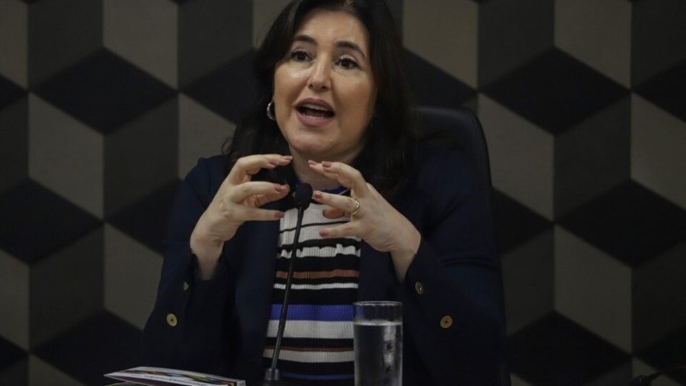 Tebet descarta desvinculação de aposentadorias do salário mínimo