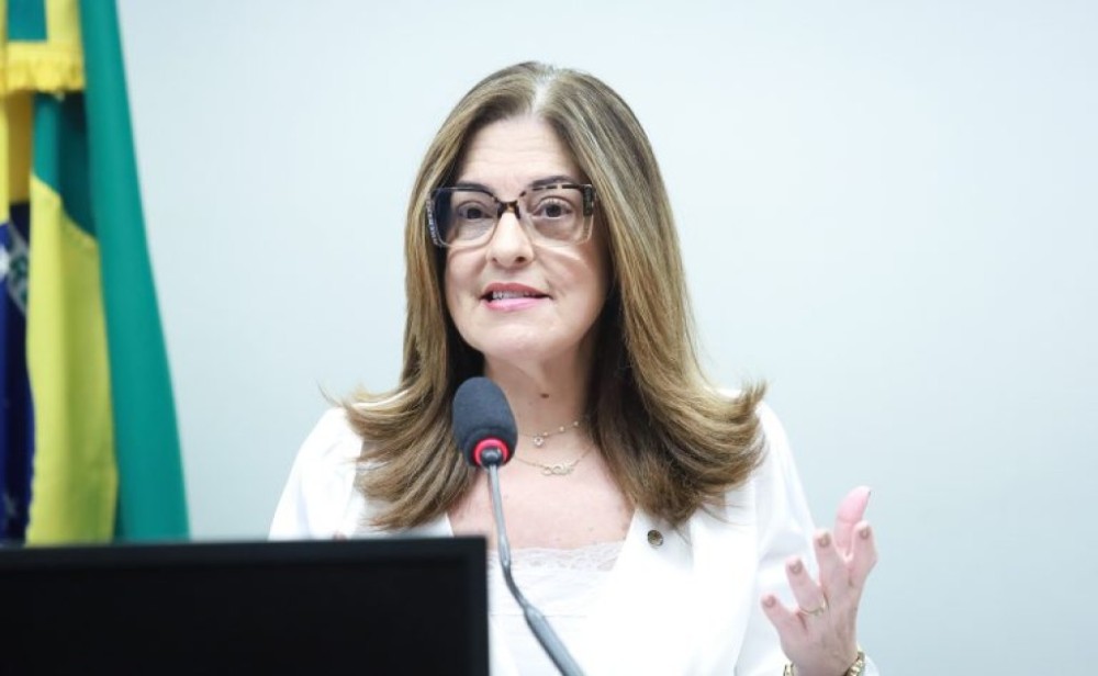Comissão aprova projeto que cria programa de diagnóstico precoce e tratamento da adenomiose