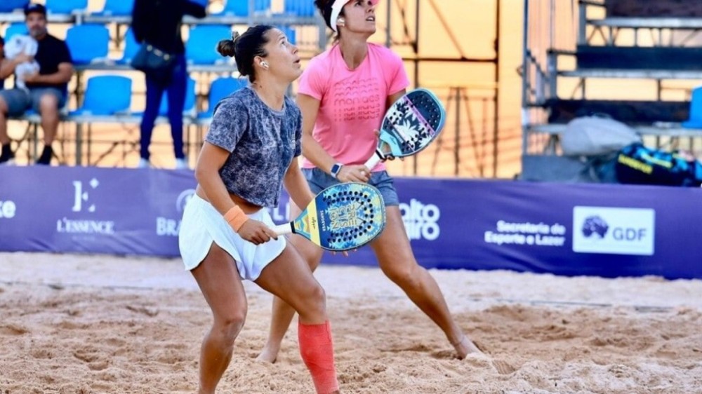 Brasileiros defendem título de Beach Tennis na Arena BRB
