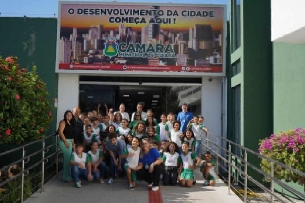 Câmara de Cuiabá recebe alunos do Dr. Fábio no Projeto Cuiabaninhos