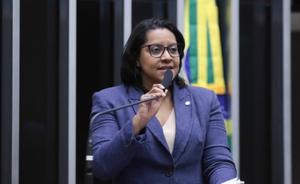 Projeto aprovado determina prorrogação de prazo para gestante usar benefícios de programas de fidelidade