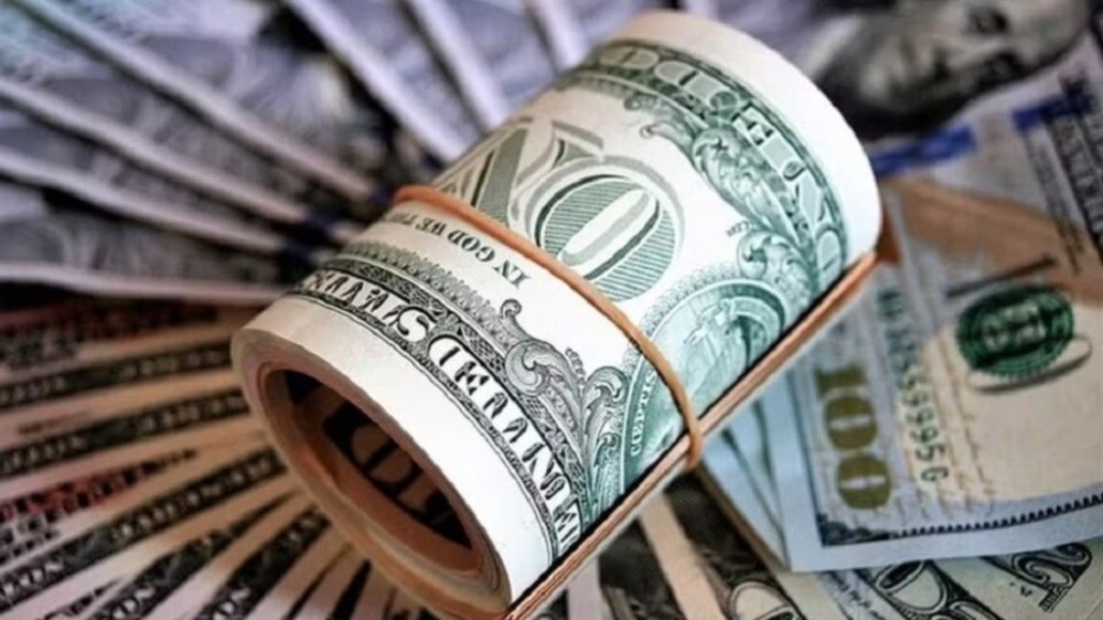 Dólar cai para R$ 5,36 após declarações de Lula e de ministros