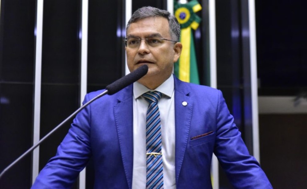 Comissão aprova projeto que torna obrigatório exame de doenças raras em recém-nascidos