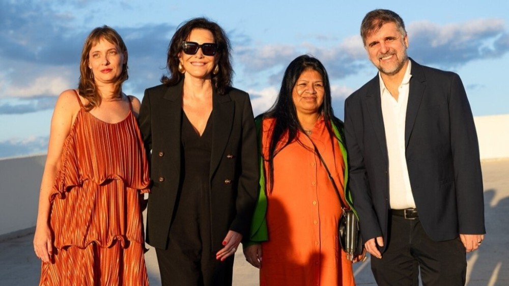 Com coquetel, 35ª Bienal de São Paulo inaugura itinerância em Brasília
