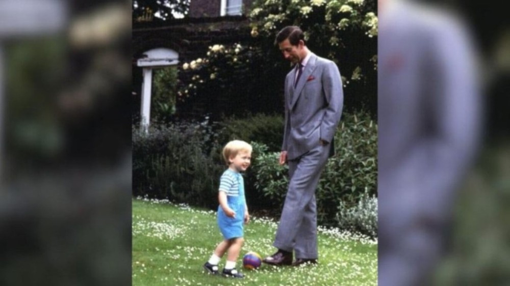 Dia dos Pais: príncipe William compartilha foto com rei Charles