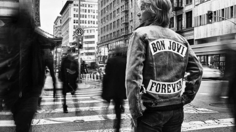 Gravadora do Bon Jovi e autógrafos falsos; entenda a polêmica
