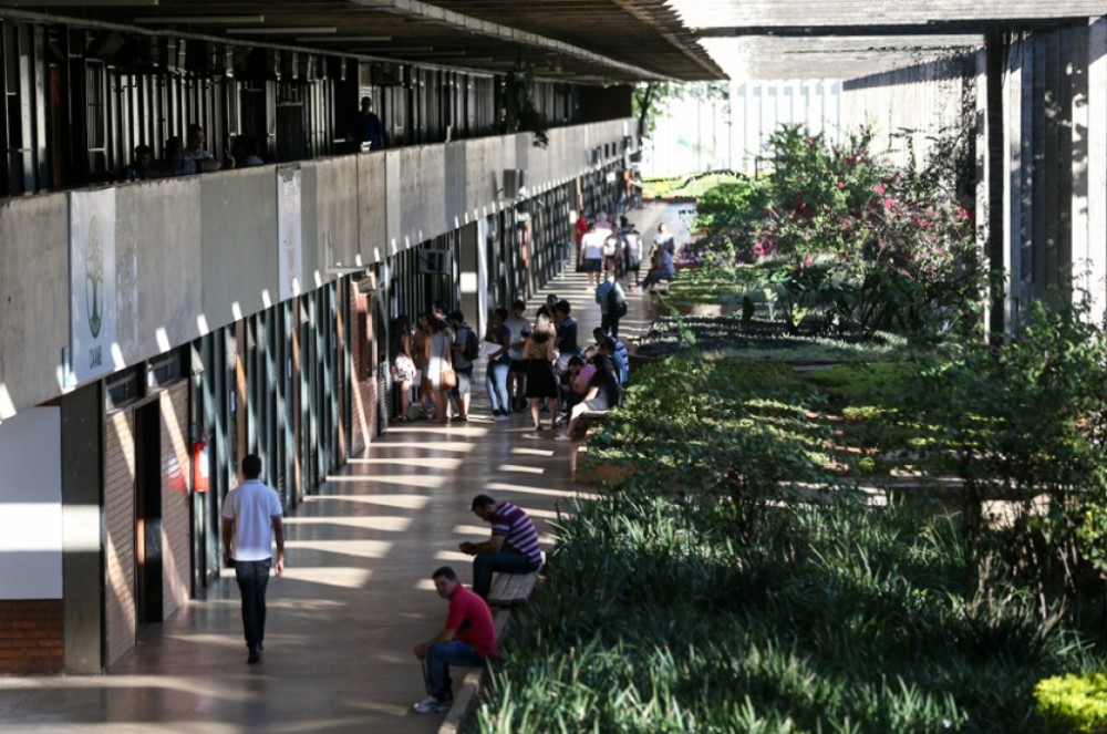 Senado debate situação das universidades brasileiras nesta quarta