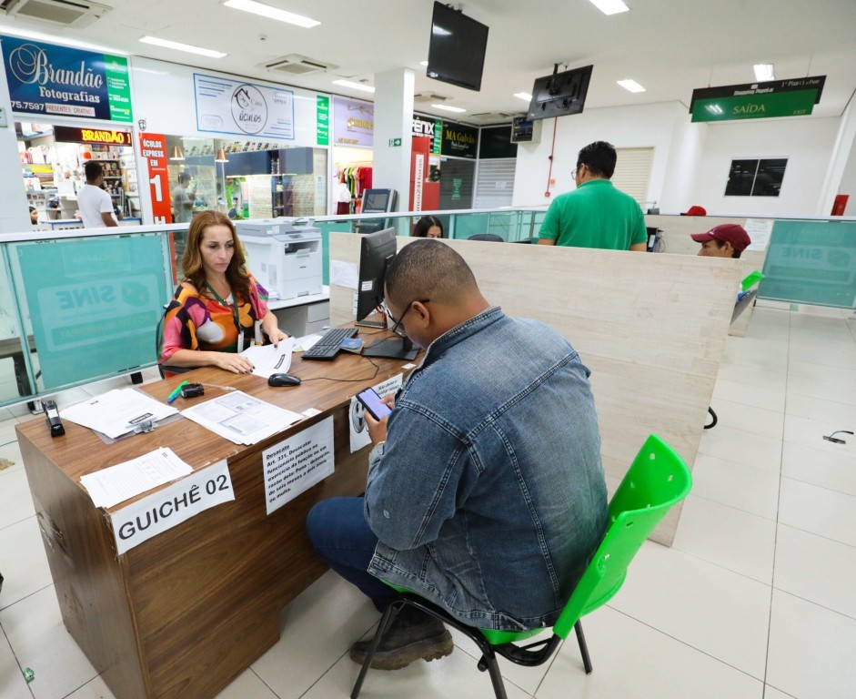 Sine Municipal oferece 306 oportunidades de emprego nesta terça-feira (18)