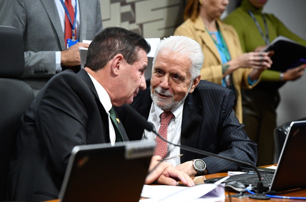 Na CAE, governo pede adiamento de projetos com impacto fiscal