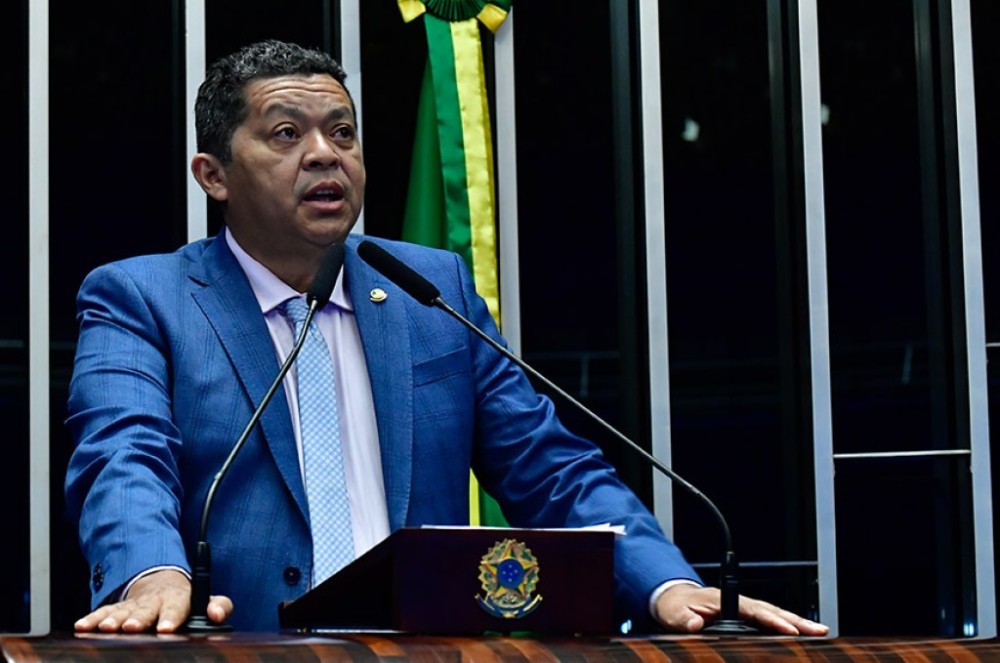 Beto Faro critica conduta de Campos Neto, presidente do Banco Central