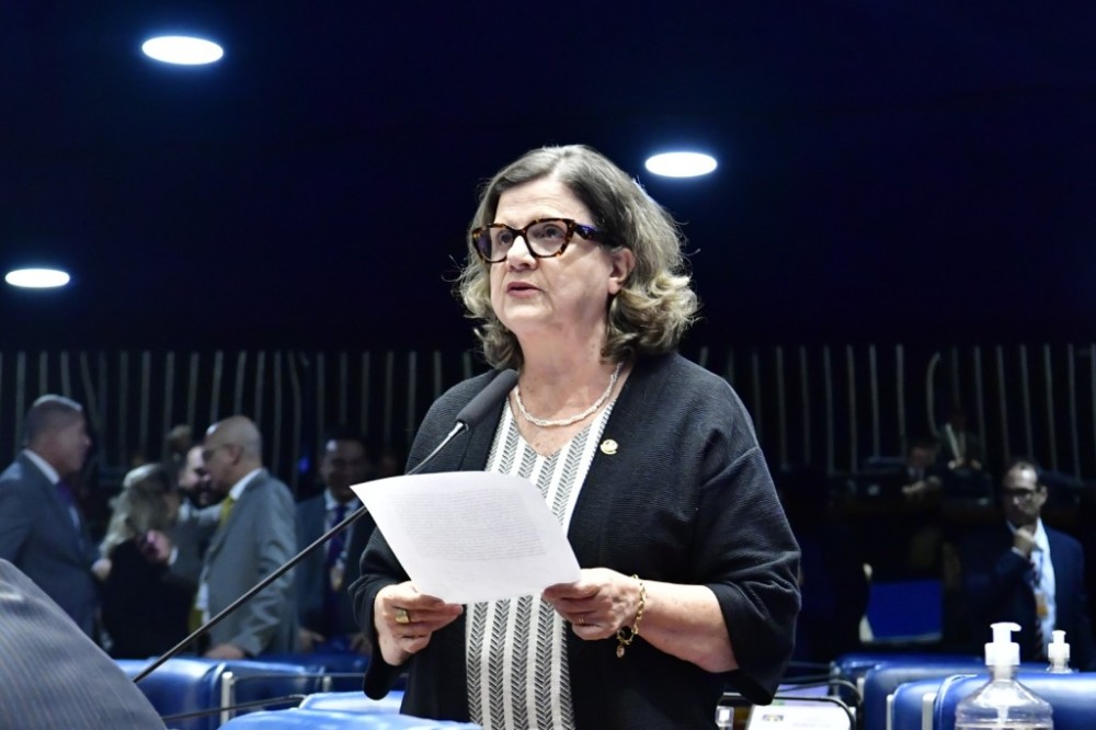 Aprovado projeto que prevê idade máxima de veículos de autoescolas
