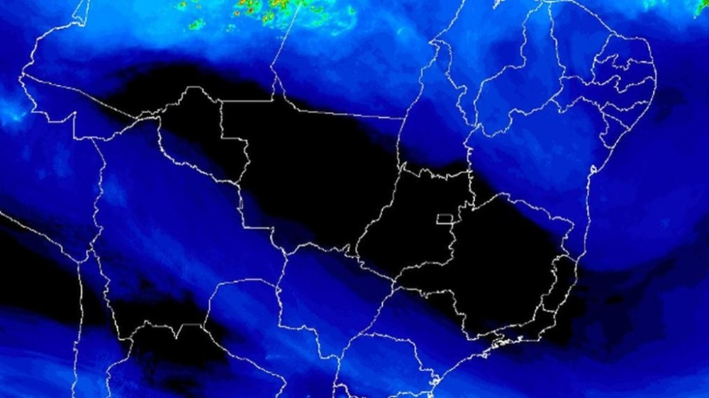 Baixa umidade persiste e Inmet alerta para tempestades no RS