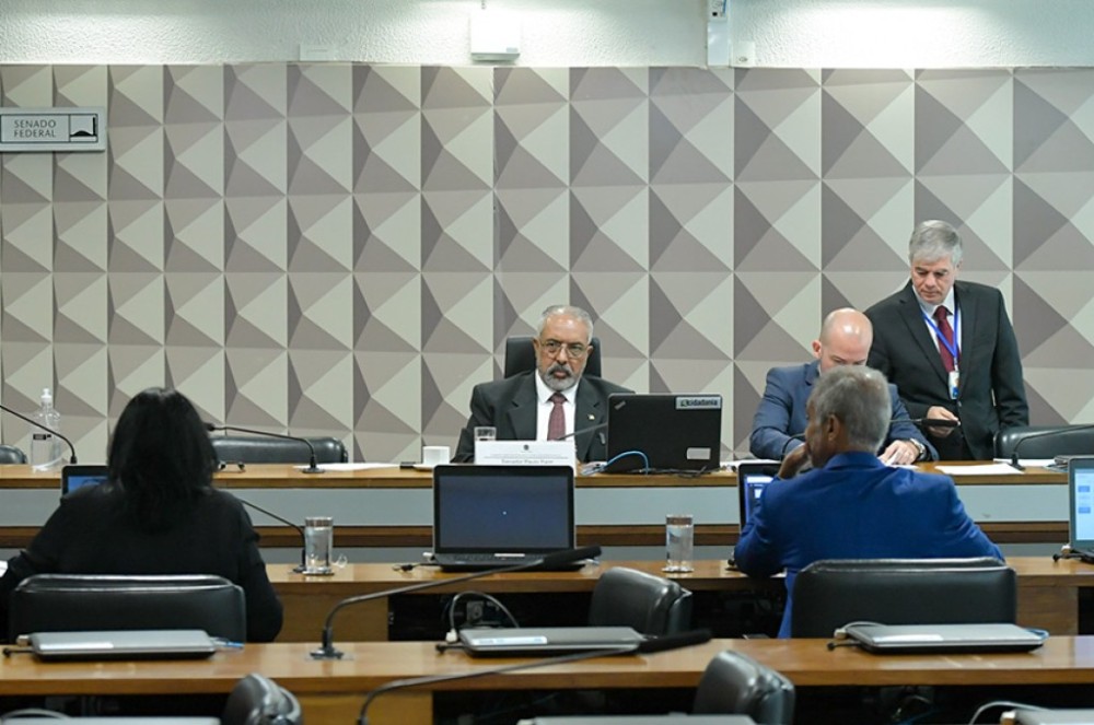 CDH vai debater projeto que equipara aborto a homicídio