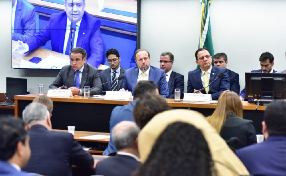 Ministro diz que tarifa de luz não vai subir com MP da Amazonas Energia