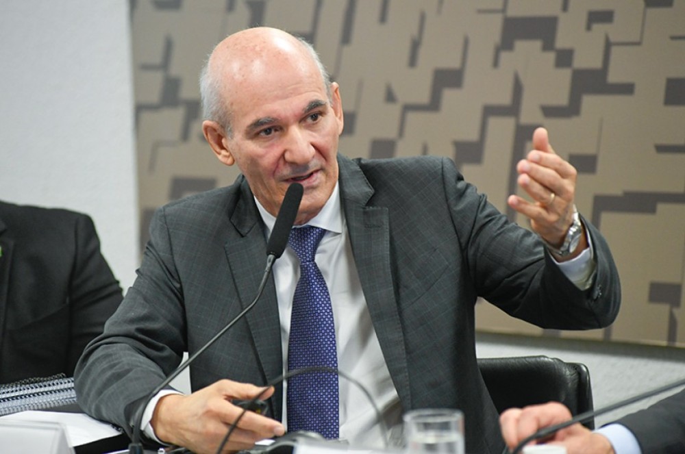 Ministro-chefe do GSI sugere investimento em defesa cibernética