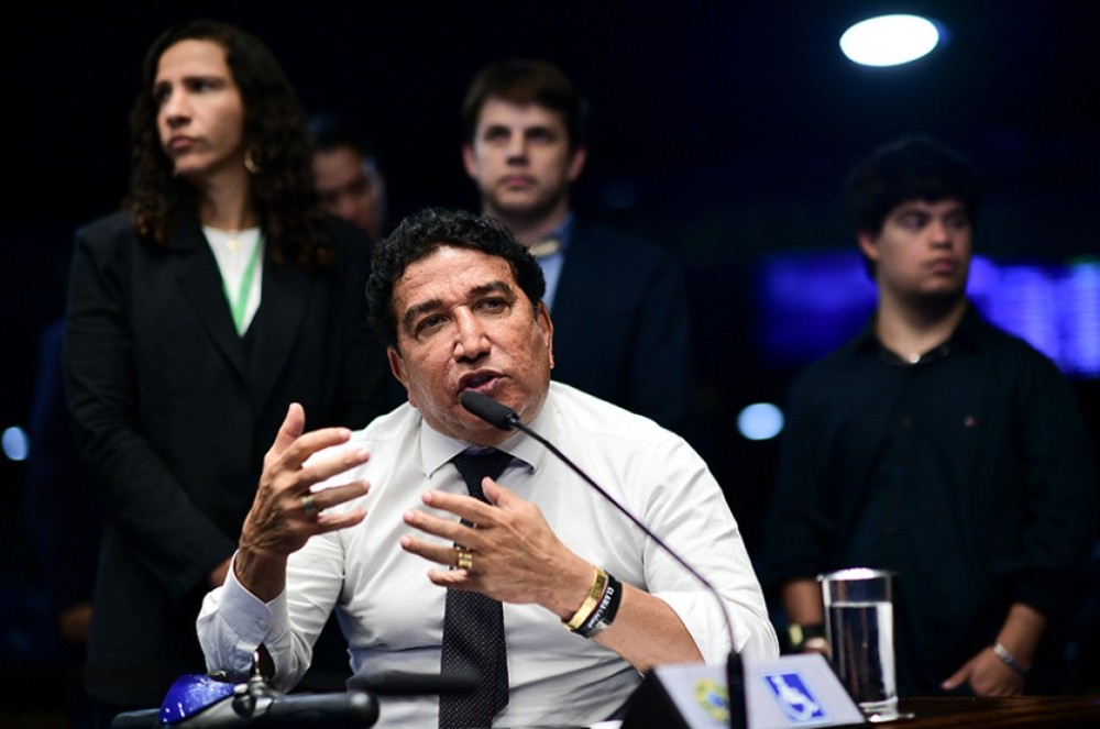 Magno Malta critica projeto sobre legalização de cassinos e bingos