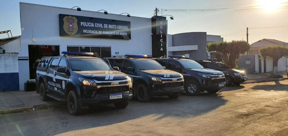 Polícia Civil prende jovem e apreende dois adolescentes por homicídio