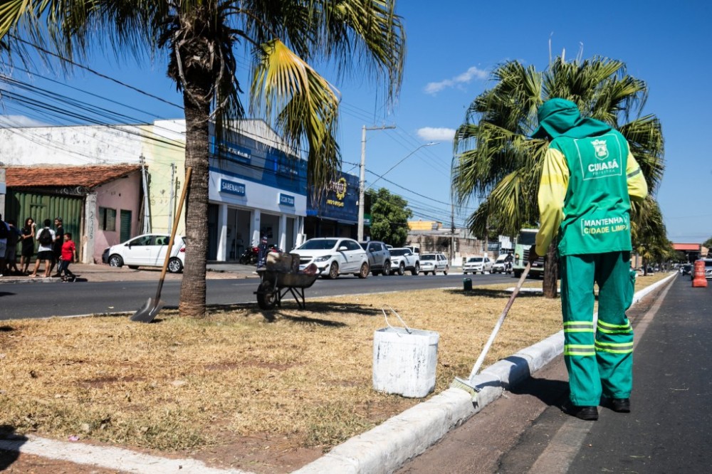 Limpurb realiza mutirão de limpeza na região central de Cuiabá nesta sexta-feira (21)