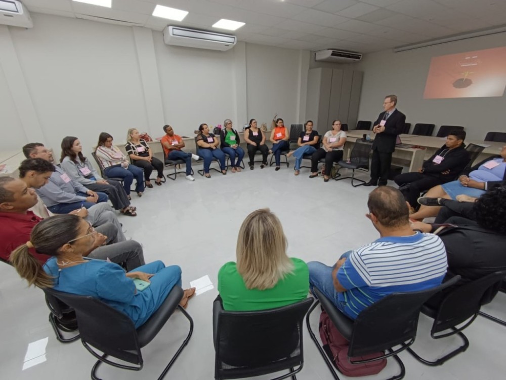 Rondonópolis dá início a formação de 50 novos facilitadores para atuar na Educação Municipal