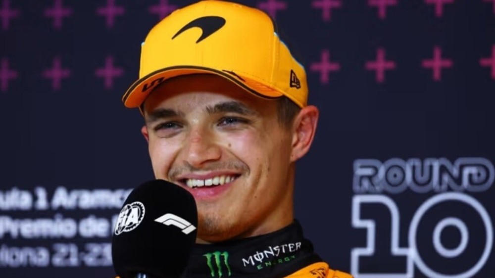 Lando Norris supera Verstappen e larga na frente do GP da Espanha