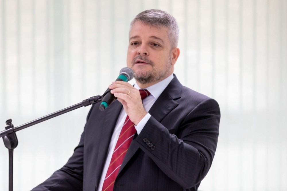 Combate às drogas: juiz Moacir Tortato profere ciclo de palestras em escolas de Cuiabá