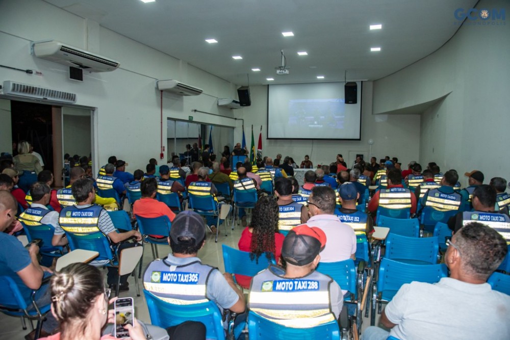Prefeitura lança aplicativo para serviços de taxi e mototaxi