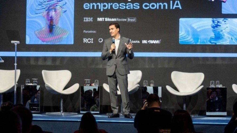 Futuro entrelaçado: Marcelo Braga fala sobre como a IA transformará o cotidiano