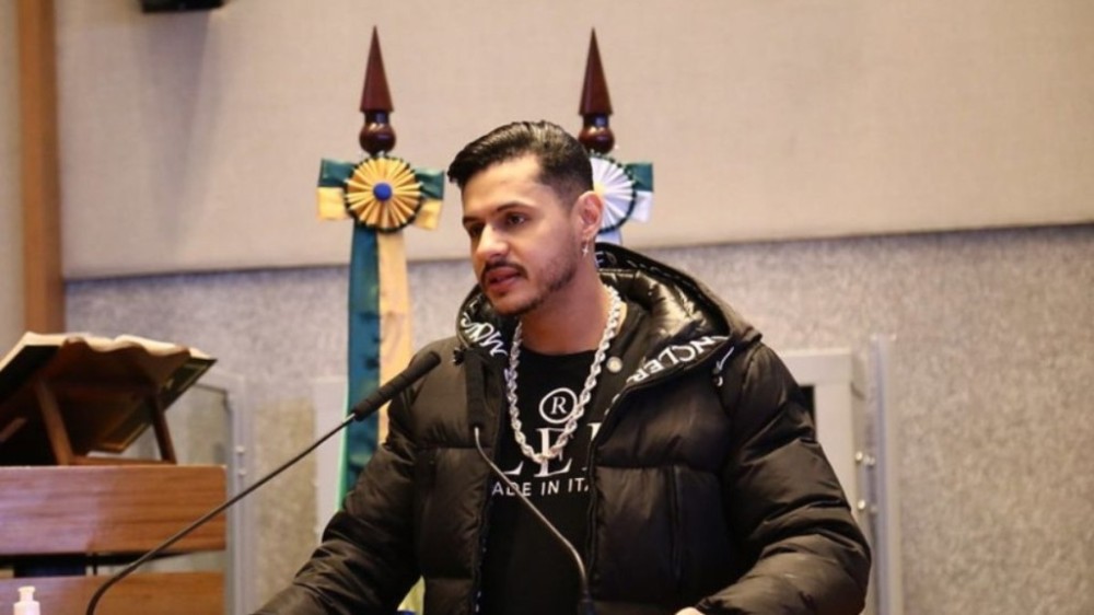Rapper ceilandense Hungria recebe título de Cidadão Benemérito de Brasília