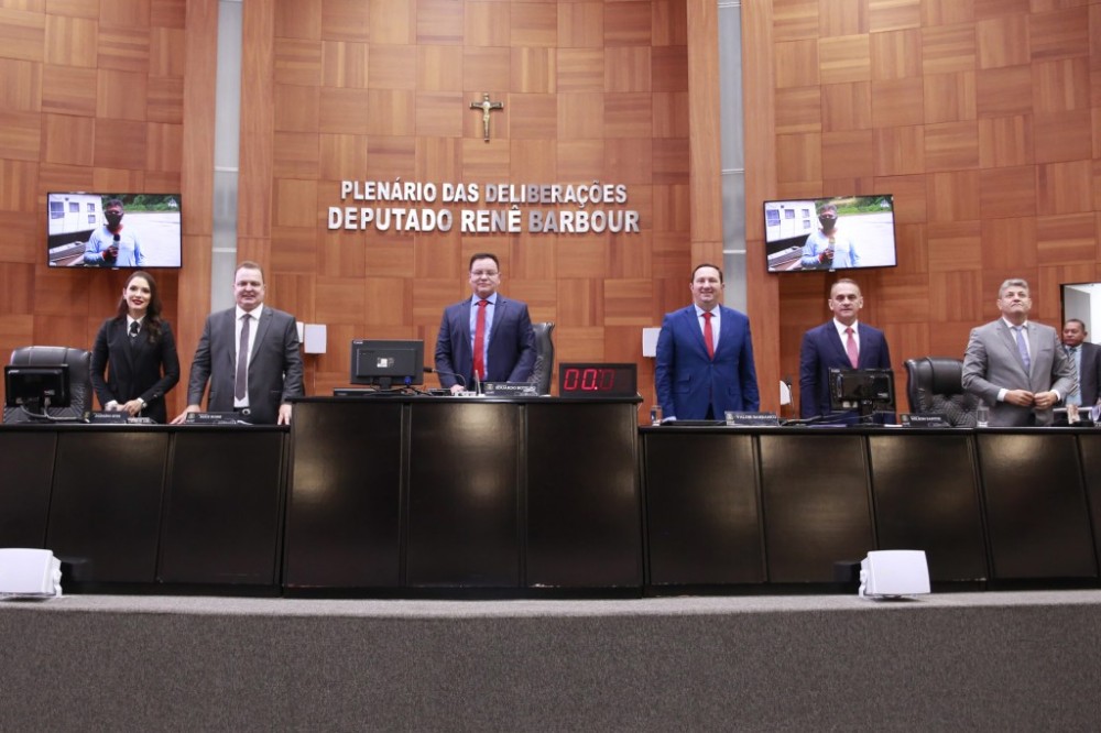 CCJR aprova parecer favorável à PEC que altera composição da Mesa Diretora
