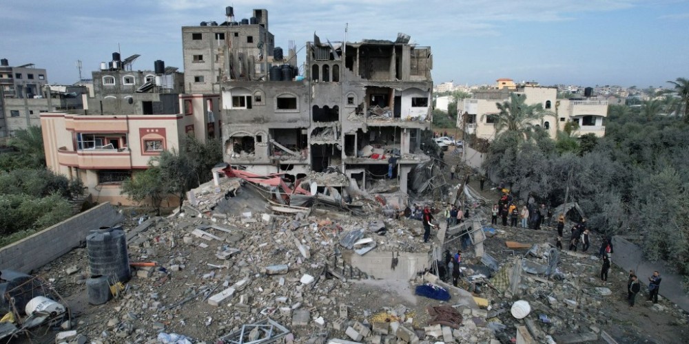 Ataques israelenses em Gaza deixam 20.674 mortos e 54.536 feridos
