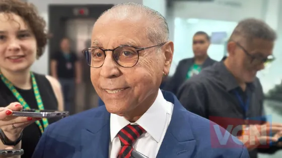 Júlio aconselha Flávia Moretti a esquecer família Campos e focar em apresentar propostas para VG