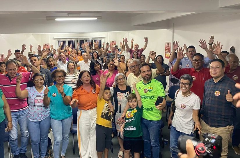 Professora Débora reúne centenas e anuncia novos planos, na Câmara, para avançar com o sistema de saúde pública de Cuiabá