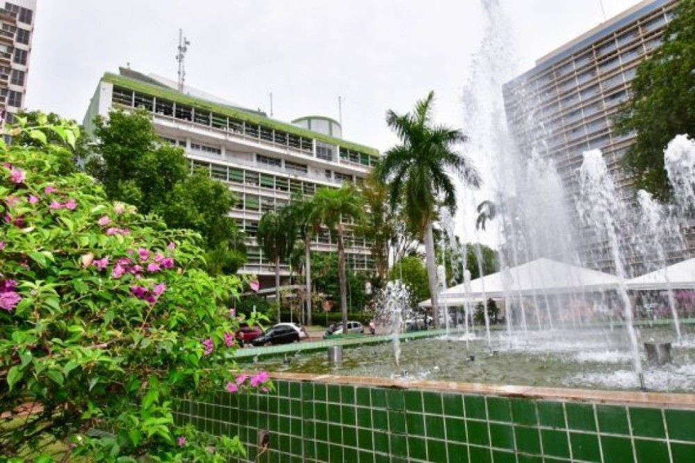 Expediente nos órgãos da administração pública municipal será suspenso na sexta-feira (29) e atendimento será retomado na terça-feira (2)