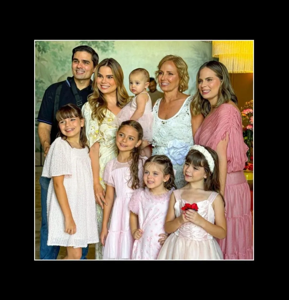 Astrid Sekkel e sua família linda, na sua festa de aniversário!