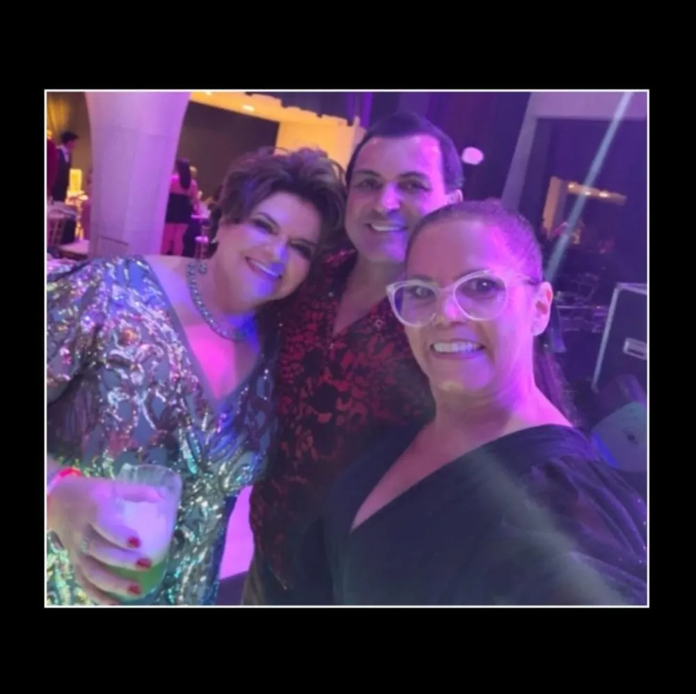 Na foto, Agda, a aniversariante Eleide e Edylon Atanázio, todos chiquíssimos!