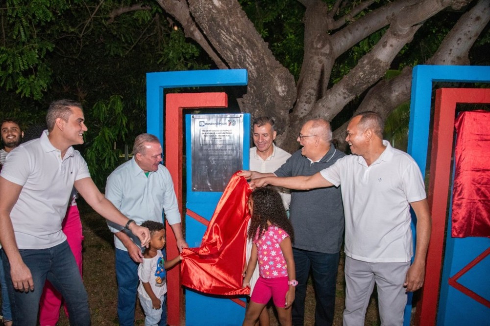 Prefeito inaugura obras de revitalização do Parque das Águas