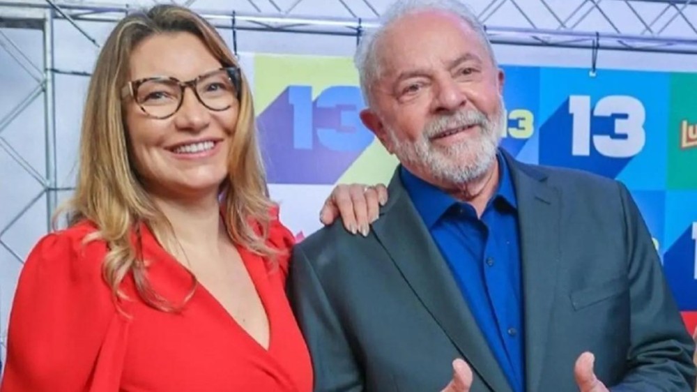 Lula e Janja adiam volta à Brasília e decidem seguir no Rio