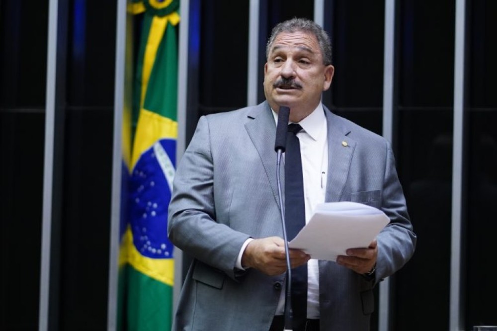 Comissão aprova gratuidade de justiça a idosos e a portadores de doenças graves