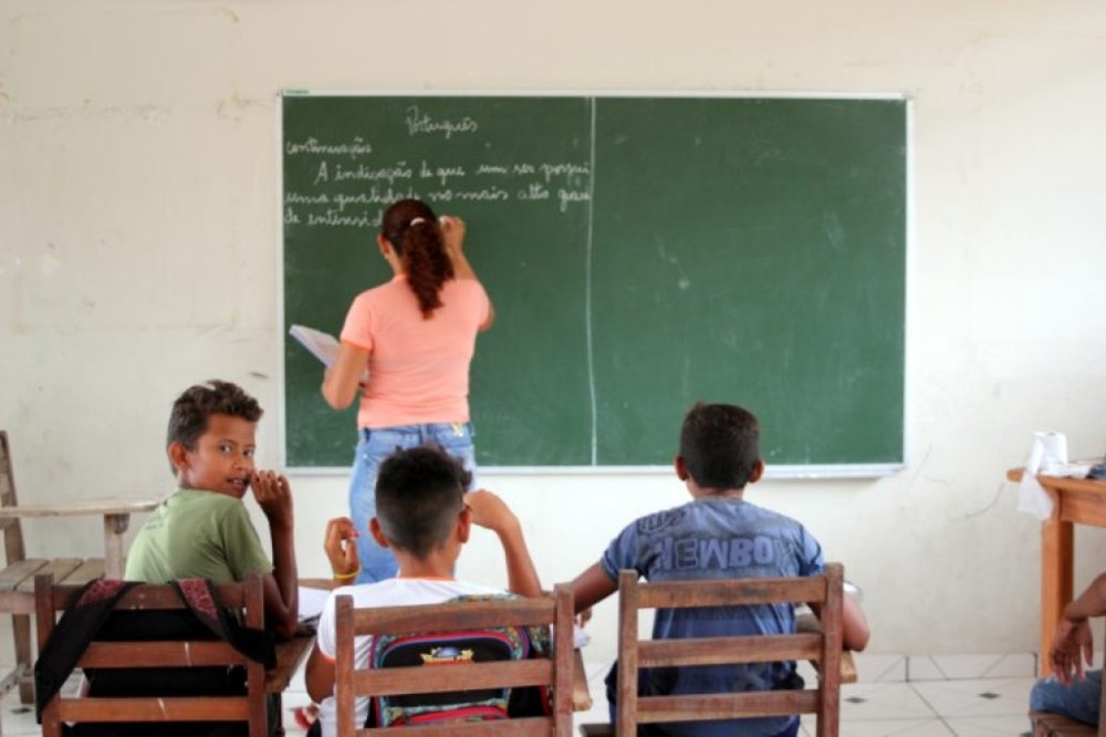 Entra em vigor lei que prevê alternância entre aulas práticas e teóricas para alunos da zona rural