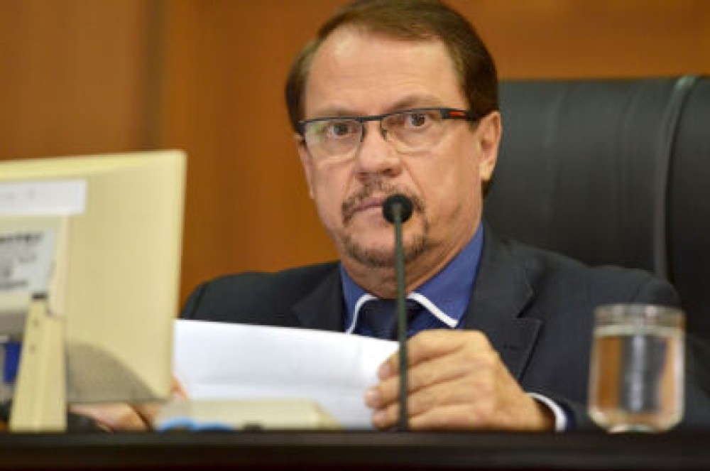 Prefeito Zé do Pátio lamenta a morte do ex-colega e ex-deputado Pedro Satélite