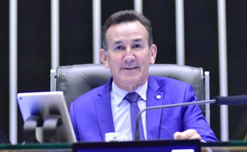 Comissão aprova diretrizes para governo elaborar política de indústria, tecnologia e comércio exterior