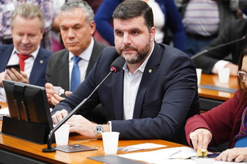 Comissão aprova criação de linha de crédito para caminhoneiro autônomo