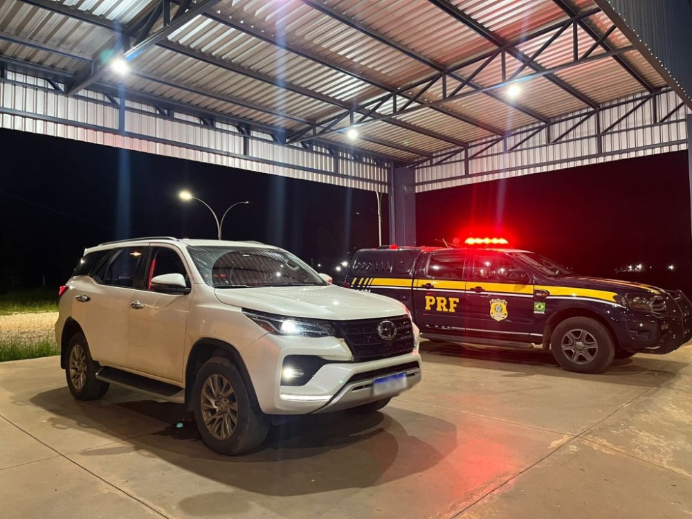 Em ação conjunta, PRF e GEFRON recuperam veículo em Comodoro-MT