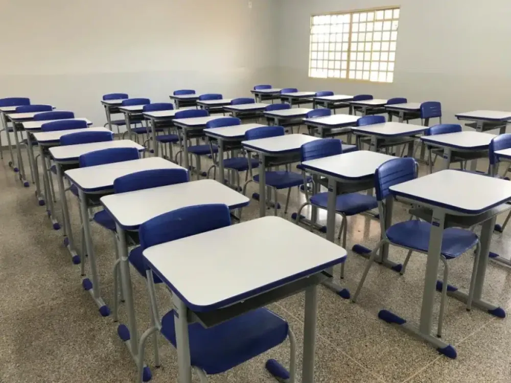 Mato Grosso tem mais de 3,8 mil salas de aula sem climatização, aponta estudo